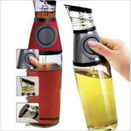 250ML oil bottle, push controllable oiler cruet vinegar sauce The kitchen is a good helper