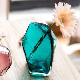 Modern Style Irregular Handblown Glass Vase Tabletop Decoration Vase in Amber / Blue